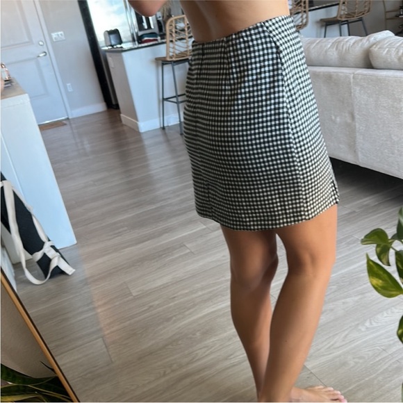 Plaid skirt - Picture 2 of 2